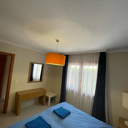 La Casita Azul Bajo